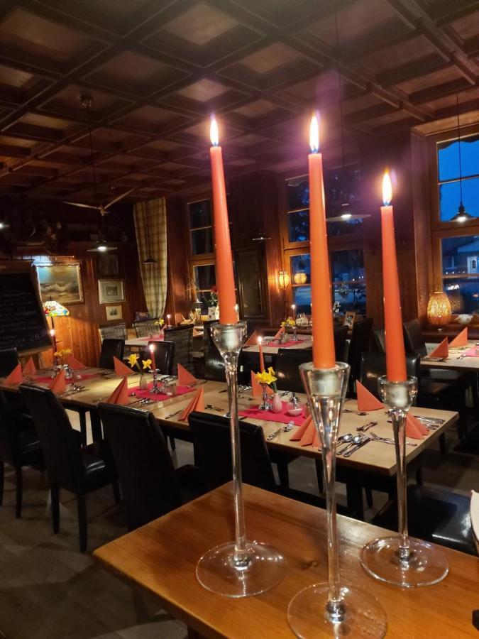 Pension & Restaurant "Alte Schule" Kluis Kültér fotó